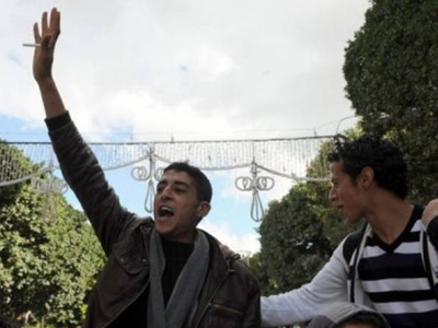 Τυνησία: Πάνω από 3.000 διαδηλωτές ζήτησαν την αποπομπή της κυβέρνησης