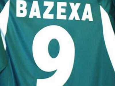 Στη βουλή η φανέλα με το νούμερο 9