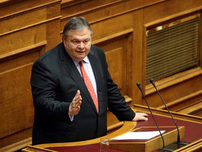 Βενιζέλος: Στην Επιτροπή για το πολυνομοσχέδιο