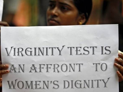 Αίγυπτος: Απαλλάχτηκε γιατρός που εξανάγκασε κρατούμενη σε τεστ παρθενίας