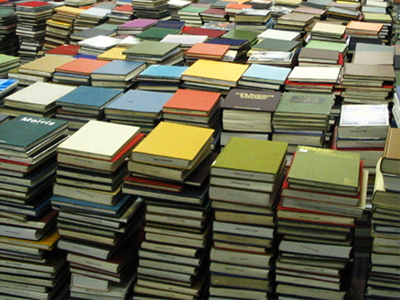 Λύση στα βιβλία