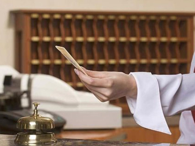 Ξενοδοχοϋπάλληλοι: Απεργία η απάντηση στην καταγγελία της συλλογικής σύμβασης