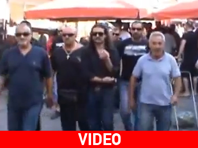 Μεσολόγγι: Επίθεση Χρυσαυγιτών σε πάγκους μεταναστών στη λαϊκή αγορά Μεσολόγγι: Επίθεση Χρυσαυγιτών σε πάγκους μεταναστών στη λαϊκή αγορά