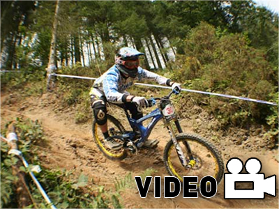 Ο Matt Simmonds με το νέο Μ6