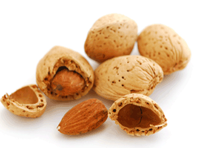 Μάσκα με αμύγδαλα για λαμπερή επιδερμίδα