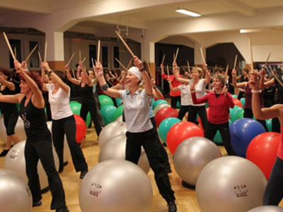 Drums alive: Γυμνάσου διασκεδάζοντας!