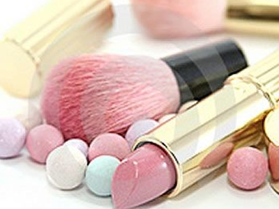 Τα «εργαλεία» ομορφιάς που πρέπει να έχεις μαζί σου στο γραφείο