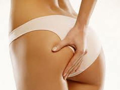 Σπιτικό scrub για την καταπολέμηση της κυτταρίτιδας