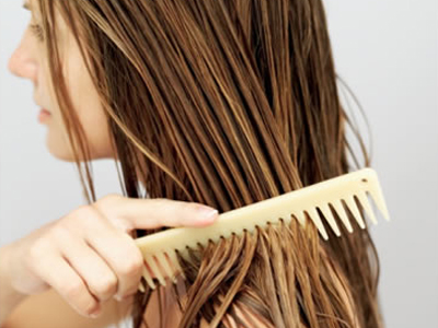 Λύση για τα λιπαρά μαλλιά