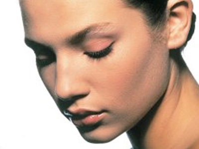 Φυσική μάσκα για τα πρησμένα μάτια