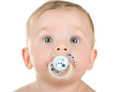 Όταν δεν αποχωρίζεται την πιπίλα του!