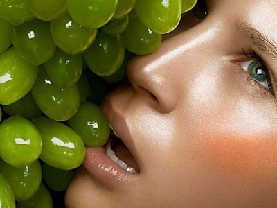 Μάσκα με σταφύλι για ενίσχυση του κολλαγόνου