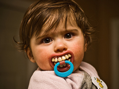 Όταν βγαίνουν τα πρώτα δοντάκια