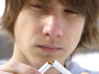 Καπνίζεις, παιδί μου;