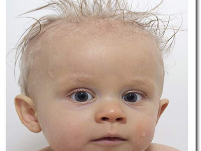 Όταν το παιδάκι δεν θέλει να του λούσετε τα μαλλιά