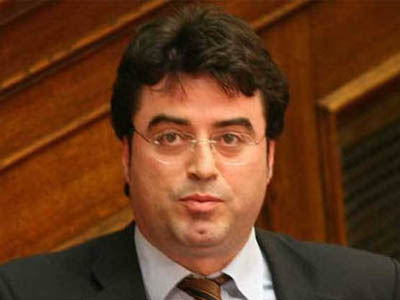 Οικονόμου: Ναζιστικού τύπου οργάνωση η Χ.Α.