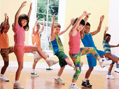 Πολλά παιδιά ακούν φωνές