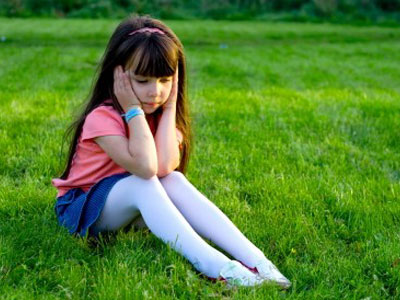 Συμπτώματα που υποψιάζουν για την κατάθλιψη των παιδιών
