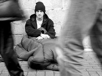 Έγιναν «άστεγοι» για τους αστέγους