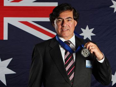 Αυστραλία: Σπουδαία διάκριση για ομογενή ογκολόγο