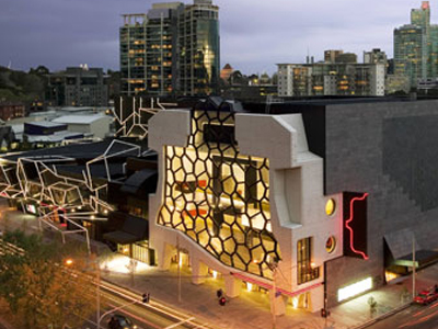 Την επόμενη εβδομάδα «ανεβαίνει» η «Θεσσαλονίκη» στη Μελβούρνη