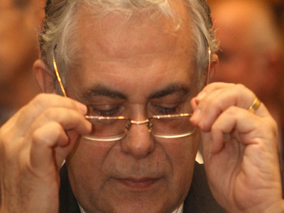 Εγκαταλείπει το πλάνο της επιστράτευσης