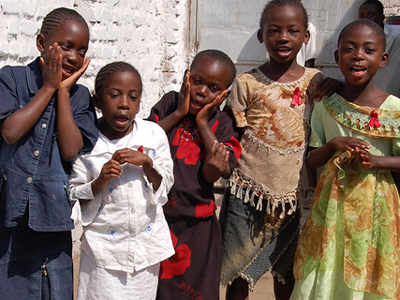 Κογκό: Ένα στα τρία παιδιά δεν πηγαίνει σχολείο