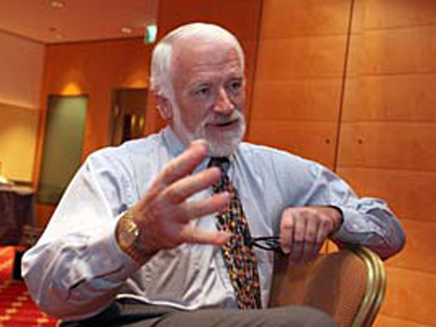 Heiko Thieme: «Στους Έλληνες αξίζει το βραβείο Νόμπελ»