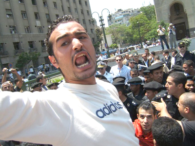 Αίγυπτος: Έξι μήνες σε blogger για προσβολή προέδρου !