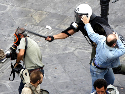 Η Ένωση Φωτορεπόρτερ καταγγέλλει δημόσια