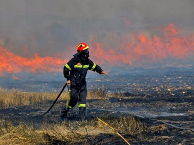 Χανιά: Πυρκαγιά στα Μεγάλα Χωράφια