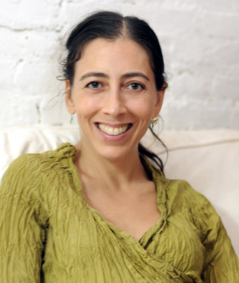 Η Dr. Eden Fromberg