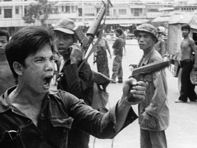 Λονδίνο: 1,4 εκατ. στερλίνες για τους Κόκκινους Χμερ