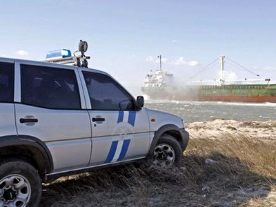 Ικαρία: Σώθηκε από κατά λάθος βουτιά με το ΙΧ της