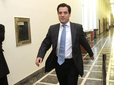 Υλοποιούνται τα όνειρα του Άδωνη για τα Νοσοκομεία