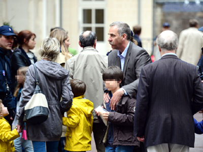 Αυτοπυροβολήθηκε μπροστά σε παιδάκια του νηπιαγωγείου