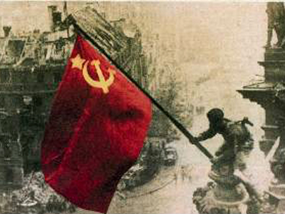 To KKE τιμά τα 68 χρόνια από την ήττα του φασισμού