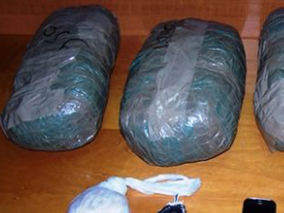 Συνελήφθη ζευγάρι με μεγάλη ποσότητα κάνναβης