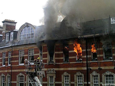 Λονδίνο: Περίεργος θάνατος για ηλικιωμένο ζευγάρι Ελλήνων