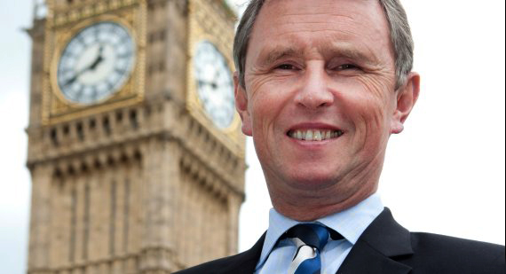 O Niegel Evans, που κατηγορείται για ένα βιασμό και τρεις σεξουαλικές παρενοχλήσεις