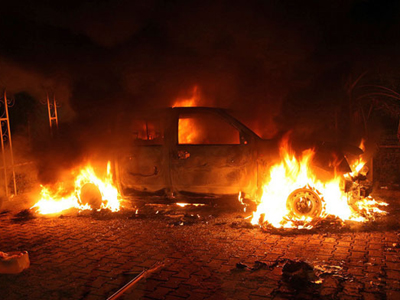 Περίεργη πυρκαγιά στο Ισραήλ σε οχήματα του ΟΗΕ