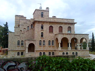 Μικροεπεισόδια πριν λίγο στη Βίλα Ζωγράφου