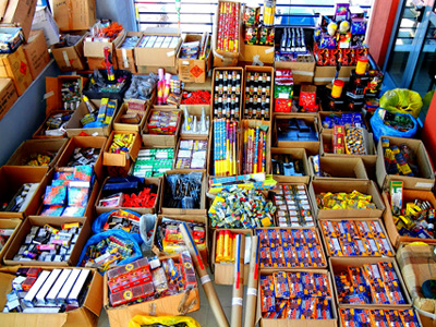 Φθιώτιδα: Χιλιάδες βεγγαλικά δίπλα στα …ζαμπόν