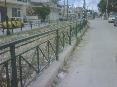 Μικρές χωματερές τα διαζώματα των κεντρικών λεωφόρων