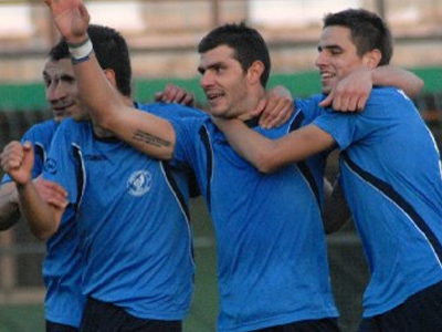 «Ψάχνουμε 10 ευρώ να βάλουμε βενζίνη»