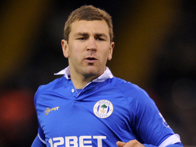 Γουίγκαν: Ανανέωσε ο ΜακΆρθουρ