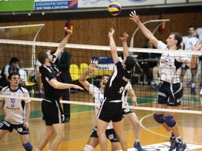 Άνετη νίκη για τον Ηρακλή, 3-0 σετ τον ΠΑΟΚ