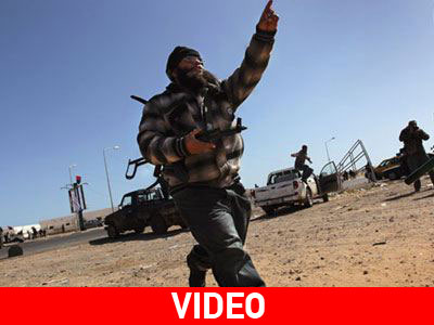 Πολιορκείται η γενέτειρα του Καντάφι