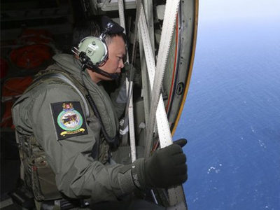 Επεκτείνονται στην θάλασσα Ανταμάν οι έρευνες για το Boeing 777