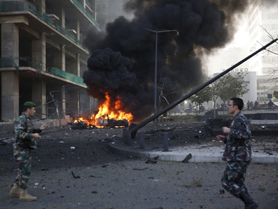 Βηρυτός: Ισχυρότατη έκρηξη κοντά στην έδρα της κυβέρνησης Βηρυτός: Ισχυρότατη έκρηξη κοντά στην έδρα της κυβέρνησης